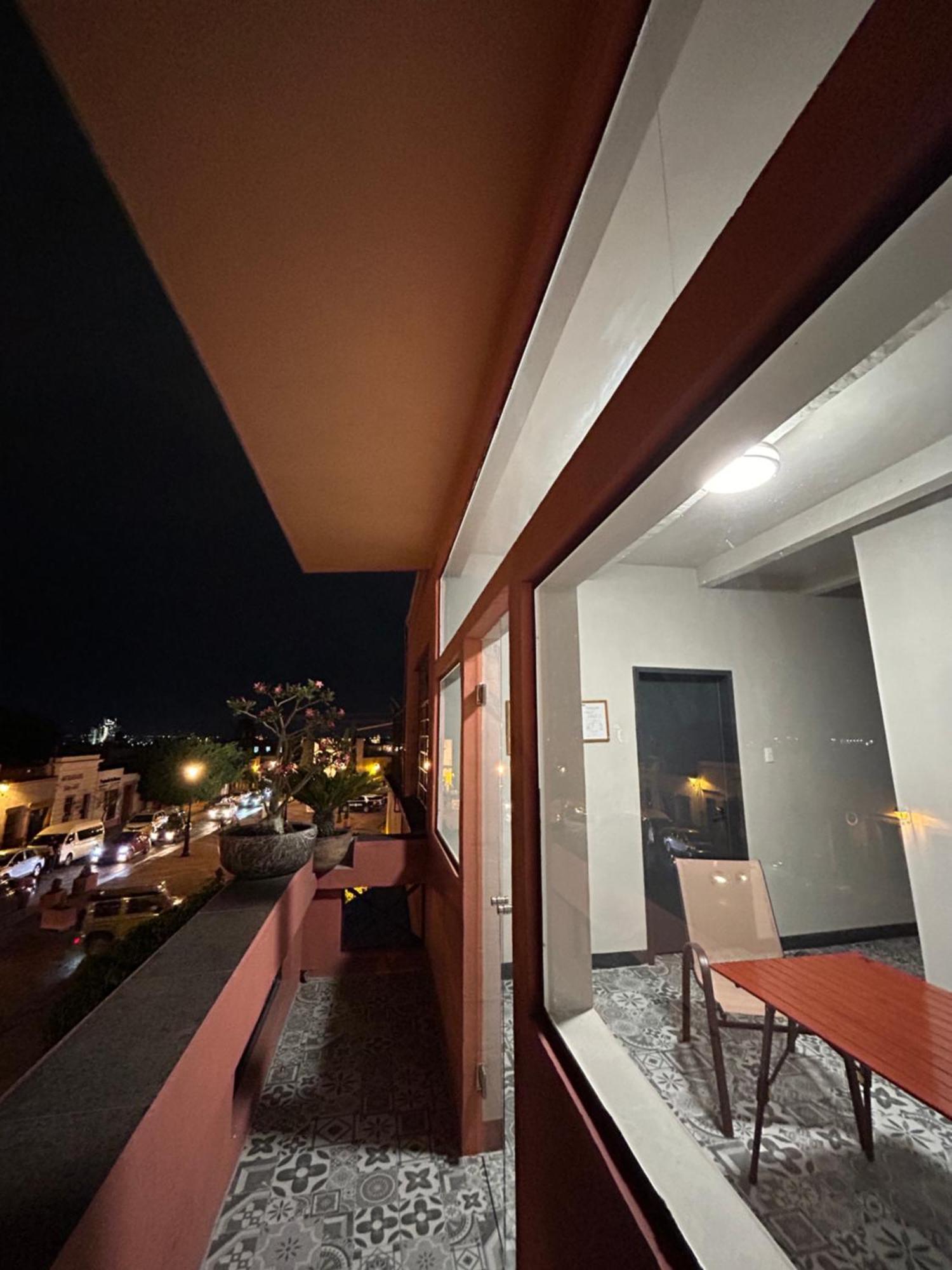 Lolita & Enri, La Mejor Ubicacion Y Vista En El Centro De Queretaro Hotel Exterior foto